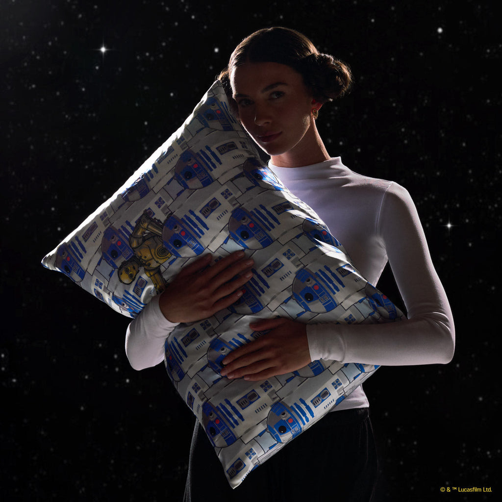 Star Wars™ &amp; Kitsch Satin Pillowcase in R2-D2 &amp; C-3PO